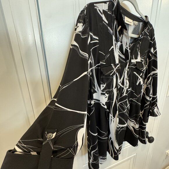 Avenue 18/20 Black & White Abstract Print 3/4 Length Sleeve Blouse EUC - Picture 3 of 8